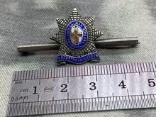 Charger l&#39;image dans la galerie, British Army - Coldstream Guards Regiment WM and Enamel Sweetheart Brooch
