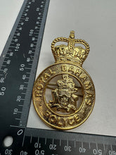 Load image into Gallery viewer, Genuine Obsolete Royal Bahamas Police Force Pith Helmet / Cap Badge
