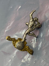 Lade das Bild in den Galerie-Viewer, Original British Army WW2 - Royal Army Signal Corps Collar Badge
