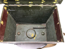 Load image into Gallery viewer, Original WW2 British Army Wireledss Remote Control Unit Box
