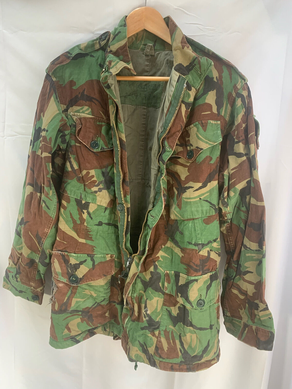 Original British Army 68 Pattern DPM Camouflaged Smock - Size 1 - 36" Chest - The Militaria Shop