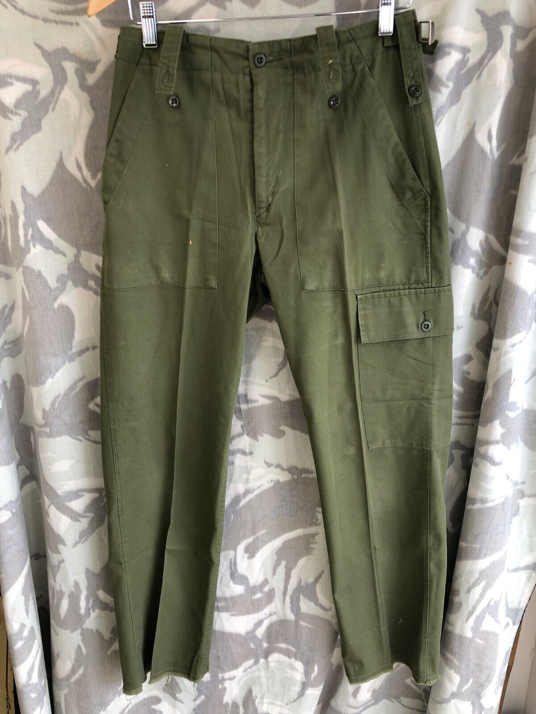 Genuine British Army OD Green Fatigue Combat Trousers - Size 72/76/92
