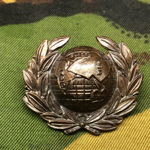 Load image into Gallery viewer, Original British Roya Nvay WW2 Collar Badge - Royal Marines - The Militaria Shop
