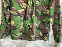 Load image into Gallery viewer, Genuine British Army DPM Lightweight Combat Jacket - Size 180/104
