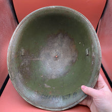 Lade das Bild in den Galerie-Viewer, Original British / Canadian Army WW2 Soldiers Military Combat Mk3 Turtle Helmet
