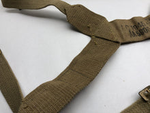 Charger l&#39;image dans la galerie, Original WW2 British Army 37 Pattern Stretcher Bearer Straps 1945 Dated
