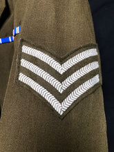 Load image into Gallery viewer, Grade 1 Used British Army No.2 Women&#39;s Dress Uniform Jacket - Size 162/92/76 - The Militaria Shop
