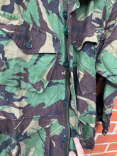 Load image into Gallery viewer, Genuine British Army DPM Camouflaged Combat Smock Jacket - Size 160/88
