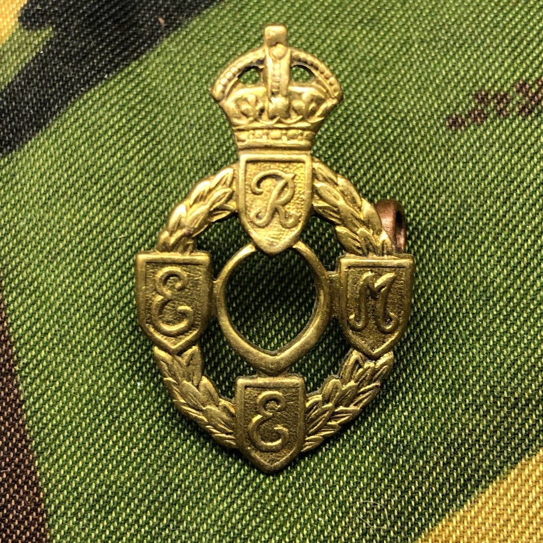Original British Army WW2 Collar Badge - REME Electrical Mechanical Engineers - The Militaria Shop