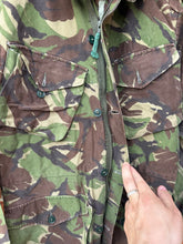 Charger l&#39;image dans la galerie, Genuine British Army DPM Camouflaged Combat Smock Jacket - Size 180/96
