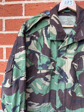 Load image into Gallery viewer, Genuine British Army DPM Camouflaged Combat Smock Jacket - Size 170/96
