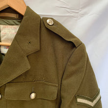 Load image into Gallery viewer, Genuine British Army No.2 Dress Uniform Tunic Jacket - Size 170/100/84 - The Militaria Shop
