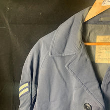 Load image into Gallery viewer, Genuine British Royal Air Force RAF 1972 Pattern Raincoat Jacket - Size 182/92
