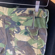 Charger l&#39;image dans la galerie, Genuine British Army DPM Combat Trousers - Size 76/88/104
