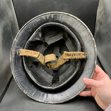 Lade das Bild in den Galerie-Viewer, Image #12
