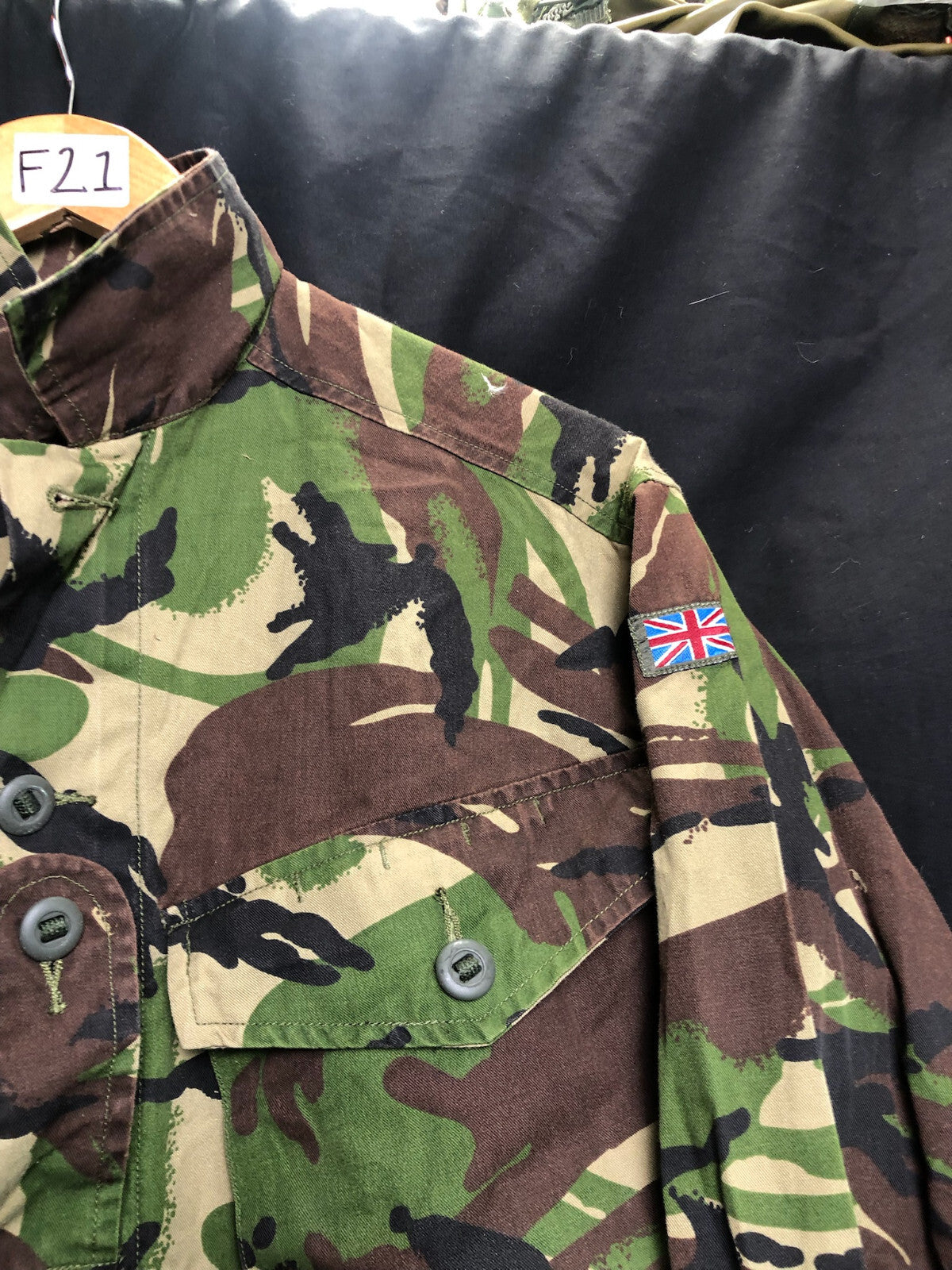 Genuine British Army DPM Camouflaged Lightweight Smock Jacket - Size 180/96 - The Militaria Shop