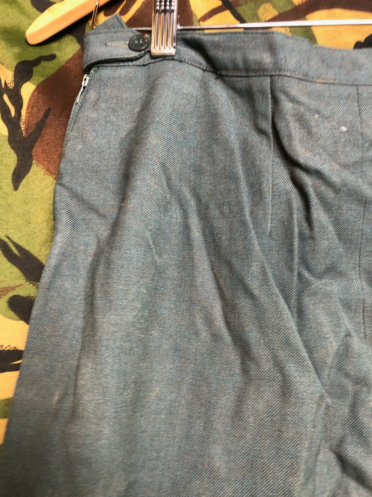 British Army Women's Skirt Lovat Green - Size 28" Waist - The Militaria Shop
