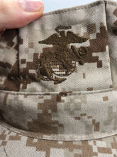 Load image into Gallery viewer, Genuine US Marine Corps USMC Desert Peaked Garrison Cap - Size Small
