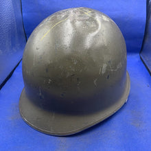 Charger l&#39;image dans la galerie, US Army M1 Helmet Style M1 Euroclone Helmet - WW2 Reenactment / Repainting
