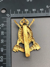 Load image into Gallery viewer, Original British Army WW2 British Army Hampshire Yeomanry Carabiniers Cap Badge
