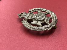 Load image into Gallery viewer, Original WW1 British Army Rifle Brigade (The Prince Consort&#39;s Own) Cap Badge
