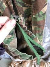 Lade das Bild in den Galerie-Viewer, Genuine British Army Combat Trousers Jungle DPM - 80/78/92
