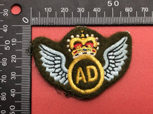 Charger l&#39;image dans la galerie, British Army Aerial Despatch Queen&#39;s Crown Wings
