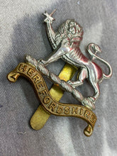 Load image into Gallery viewer, British Army WW1/ WW2 Hertfordshire Regiment Cap Badge
