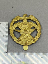 Load image into Gallery viewer, Original Kuwait Army Cap Badge
