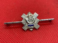 Lade das Bild in den Galerie-Viewer, Original British Army Silver Marked - Highland Light Infantry Sweetheart Brooch
