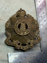 Load image into Gallery viewer, Original WW1  British Army Tenth London Hackney Regiment Cap Badge
