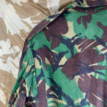 Charger l&#39;image dans la galerie, Genuine British Army Smock Combat Jungle DPM Camouflage - Size 170/104
