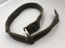 Charger l&#39;image dans la galerie, Original WW2 British Army SMLE Lee Enfield Shoulder Strap - Cut Down
