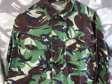 Charger l&#39;image dans la galerie, Genuine British Army DPM Camouflaged Combat Jacket Smock - 38&quot; Chest
