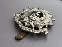 Lade das Bild in den Galerie-Viewer, Original WW1 British Army Cap Badge - Bedfordshire and Hertfordshire Regiment
