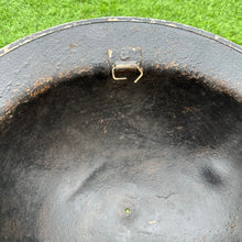 Charger l&#39;image dans la galerie, WW2 British Army Mk2 Brodie Helmet - Original Untouched - South African Made
