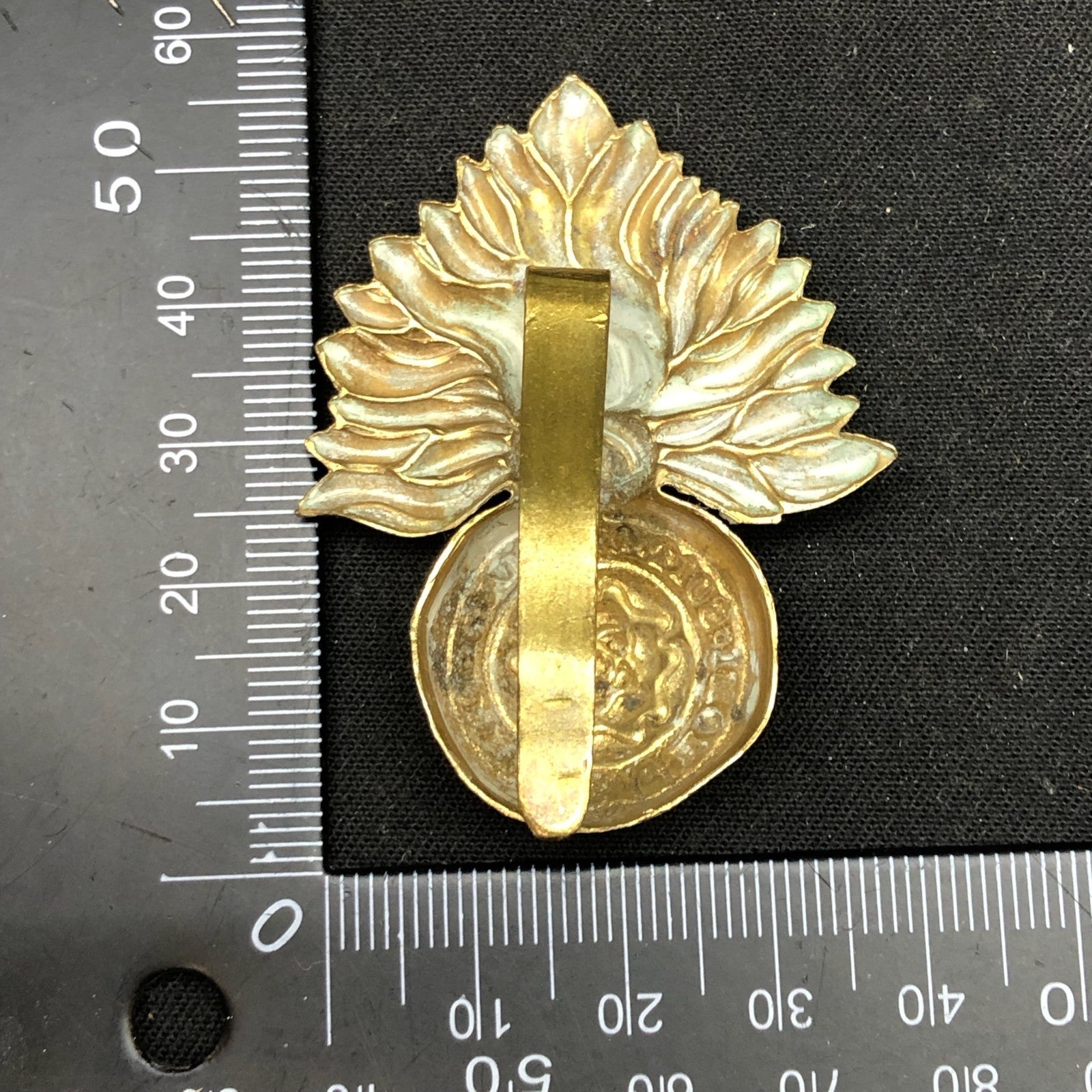 Original WW2 British Army Cap Badge - Royal Fusiliers - The Militaria Shop