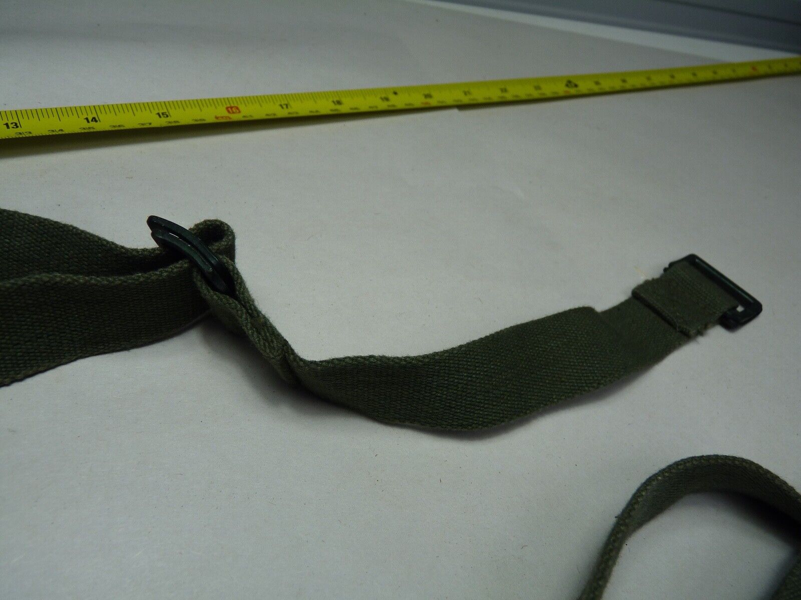 Original WW2 British Army 44 Pattern Shoulder / Extended Equipment Strap - 1945 - The Militaria Shop