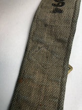 Lade das Bild in den Galerie-Viewer, Original British RAF Royal Air Force WW2 37 Pattern Combat Belt - 38&quot; Waist
