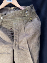 Charger l&#39;image dans la galerie, Original British Army Battledress Trousers - Size 8 - 33&quot; Waist - The Militaria Shop
