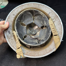 Charger l&#39;image dans la galerie, Original WW2 British Home Front Civil Defence Warden&#39;s Helmet -Liner &amp; Chinstrap
