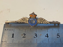 Charger l&#39;image dans la galerie, Original WW2 British Royal Air Force RAF - King&#39;s Crown Sweetheart Brooch
