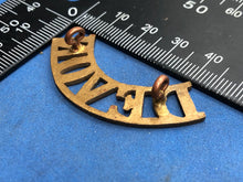 Load image into Gallery viewer, Original WW2 British Army Devonshire Regiment (DEVON) Brass Shoulder Title
