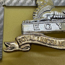 Load image into Gallery viewer, Royal Lincolnshire Regiment - British Army Cap Badge
