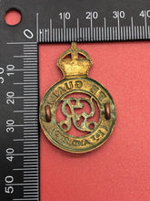 Load image into Gallery viewer, Original WW1 British Army Cap Badge - 1st &amp; 2nd Life Guards
