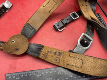 Load image into Gallery viewer, Original Post WW2 German Army Y-Straps in Leather with Metal Fittings
