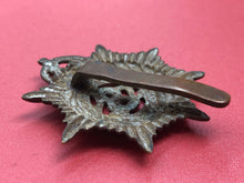 Charger l&#39;image dans la galerie, Original WW1 British Army Cap Badge - Royal Army Service Corps RASC
