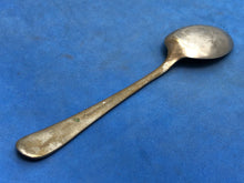 Charger l&#39;image dans la galerie, Original WW2 British Army Officers Mess WD Marked Cutlery Spoon - 1939
