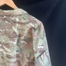 Load image into Gallery viewer, Genuine British Army Warm Weather Jacket MTP Camouflage - 180/104
