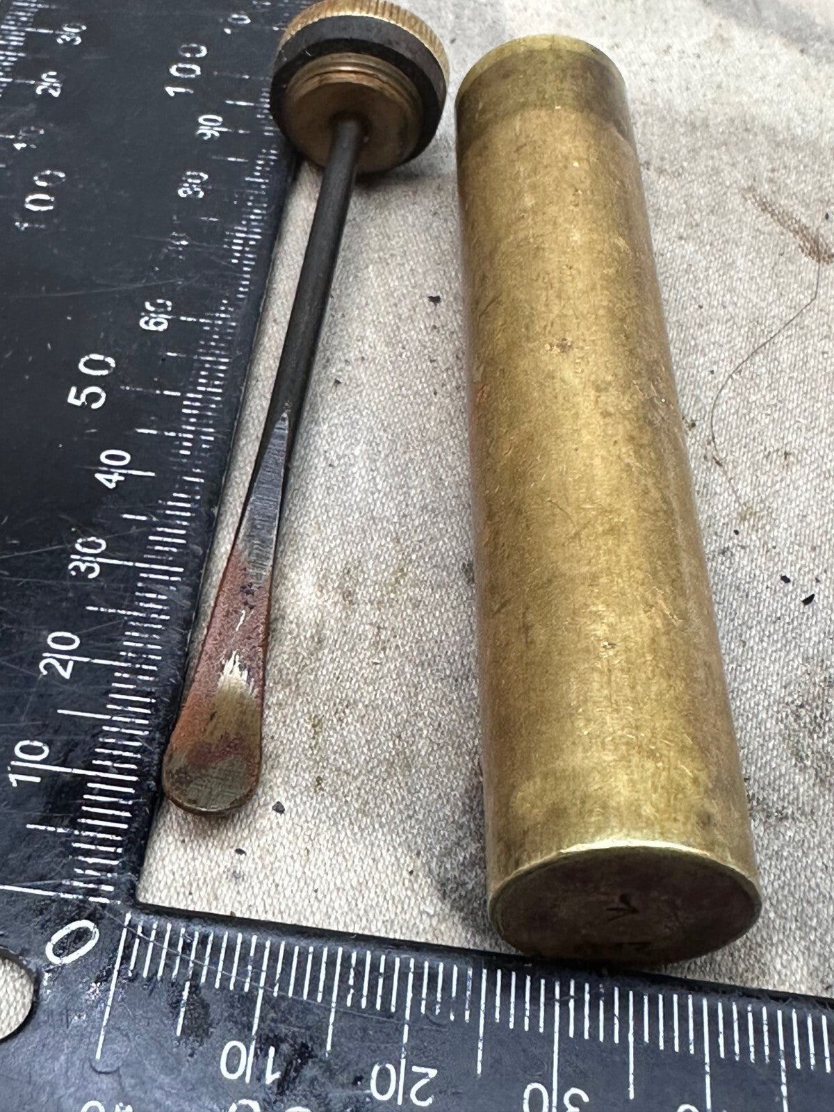 Original WW2 British Army SMLE Enfield Brass Oil Bottle - EFD - 149 - The Militaria Shop